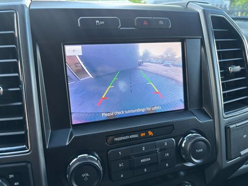 Used 2020 Ford F150 XLT w/ Equipment Group 302A Luxury AWD/4WD image 17
