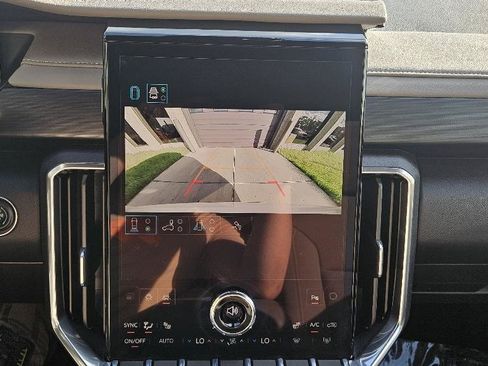 Used 2026 GMC Acadia Elevation FWD image 14