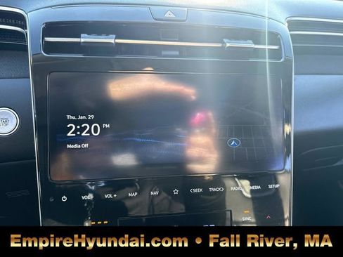 Certified 2024 Hyundai Tucson Limited image 22