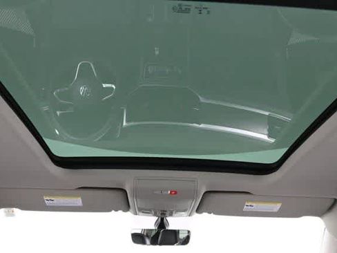 Certified 2022 Volkswagen Atlas SE w/ Panoramic Sunroof Package image 4