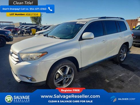 Used 2011 Toyota Highlander 2WD w/ Tech Pkg image 1