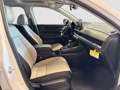 Used 2023 Honda CR-V EX image 16