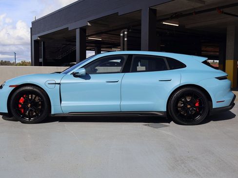 Certified 2023 Porsche Taycan GTS image 2