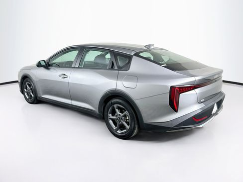 Used 2025 Kia K4 FWD image 5