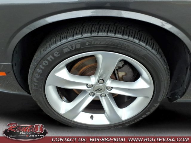 Used 2018 Dodge Challenger R/T RWD image 17