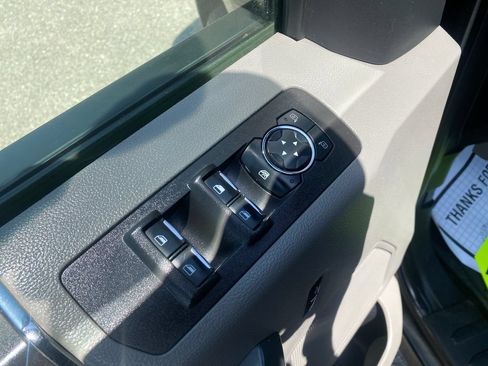 Used 2018 Ford F150 XLT w/ Trailer Tow Package AWD/4WD image 12