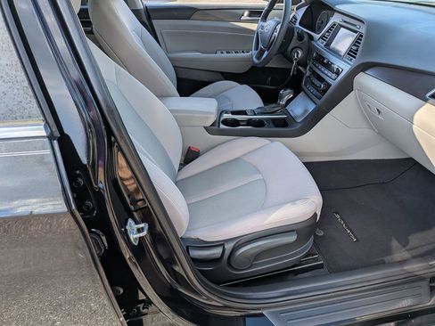 Used 2017 Hyundai Sonata Sport image 30