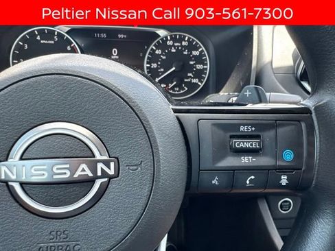 Certified 2023 Nissan Rogue SV FWD image 14