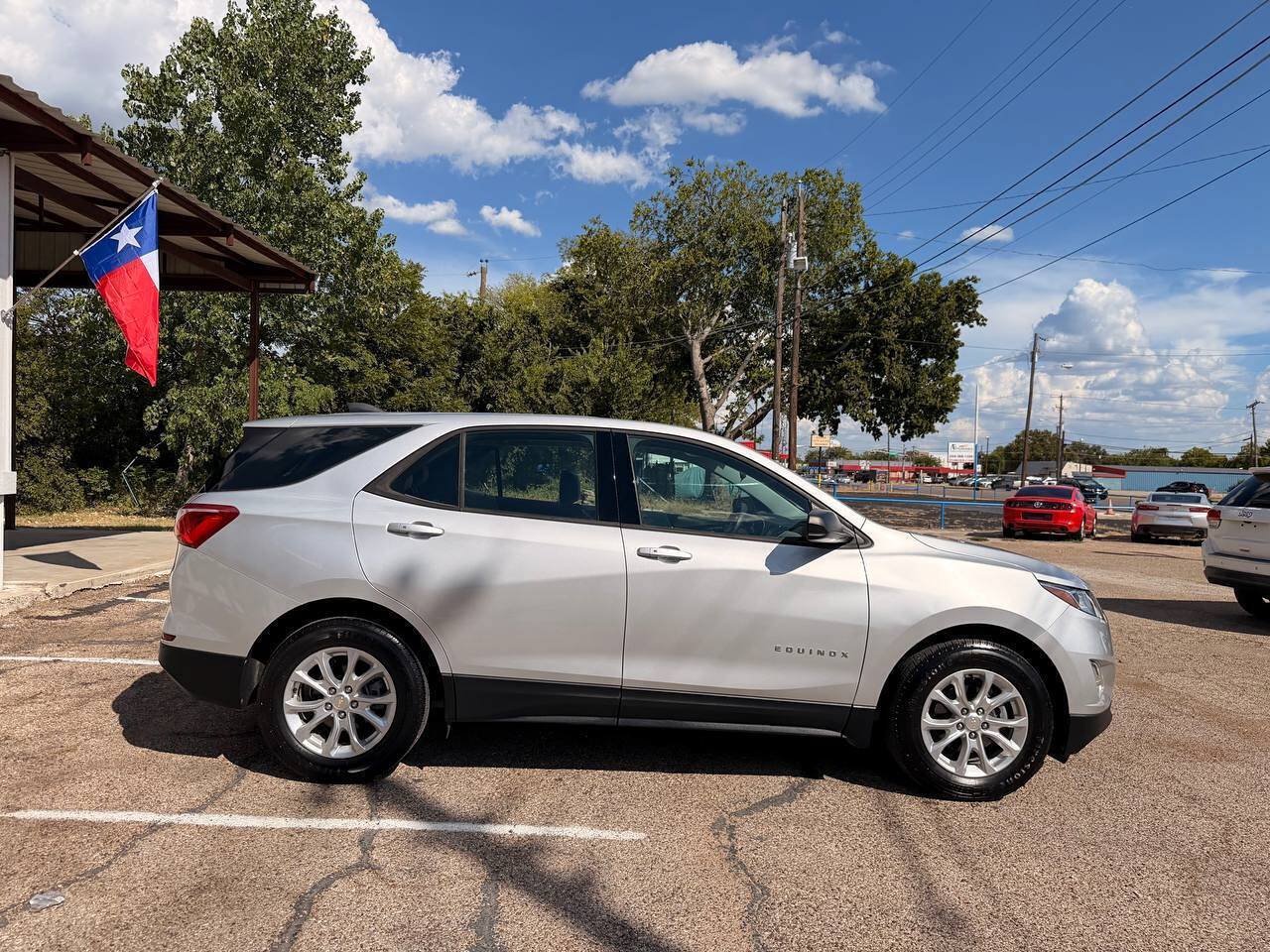 Used 2019 Chevrolet Equinox LS FWD image 5