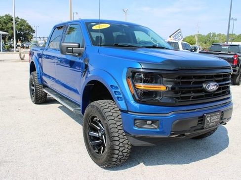 Used 2025 Ford F150 XLT w/ Equipment Group 301A Standard AWD/4WD image 15