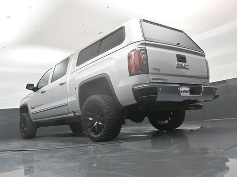 Used 2018 GMC Sierra 1500 SLT w/ Texas SLT Premium Package AWD/4WD image 43