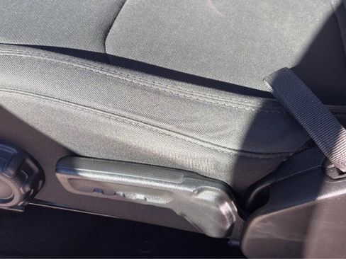 Used 2019 Jeep Wrangler Unlimited Sport S image 16