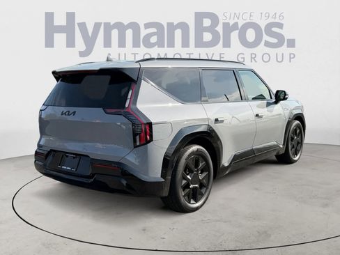 New 2026 Kia EV9 Land w/ Nightfall Edition Package AWD/4WD image 3