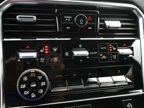 New 2026 Nissan Armada Platinum image 22