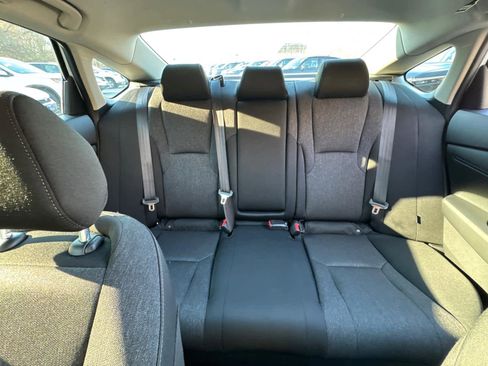 Used 2025 Honda Accord SE image 31