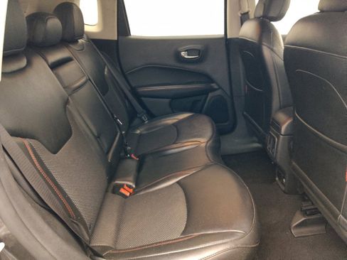 Used 2020 Jeep Compass Trailhawk AWD/4WD image 19