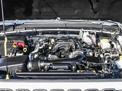 Used 2024 Jeep Wrangler Rubicon image 25