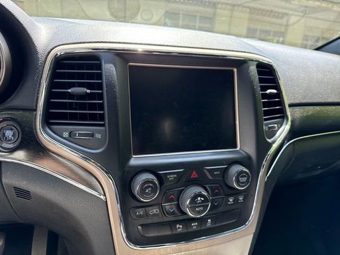 Used 2014 Jeep Grand Cherokee Limited AWD/4WD image 17
