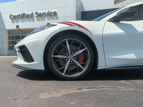 Used 2021 Chevrolet Corvette Stingray Premium Conv w/ Z51 Performance Package RWD image 15