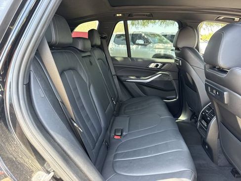 Used 2022 BMW X5 sDrive40i w/ M Sport Package RWD image 31