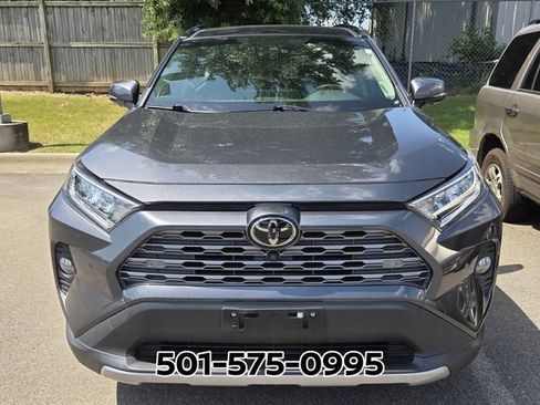 Used 2020 Toyota RAV4 Limited AWD/4WD image 2