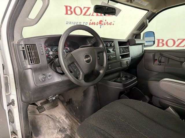 Used 2020 GMC Savana 2500 w/ Driver Convenience Package RWD image 18