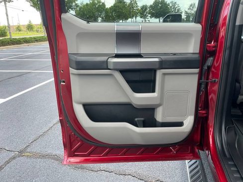 Used 2017 Ford F150 XLT w/ Equipment Group 302A Luxury AWD/4WD image 37