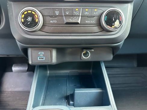 Used 2024 Ford Maverick XL image 17