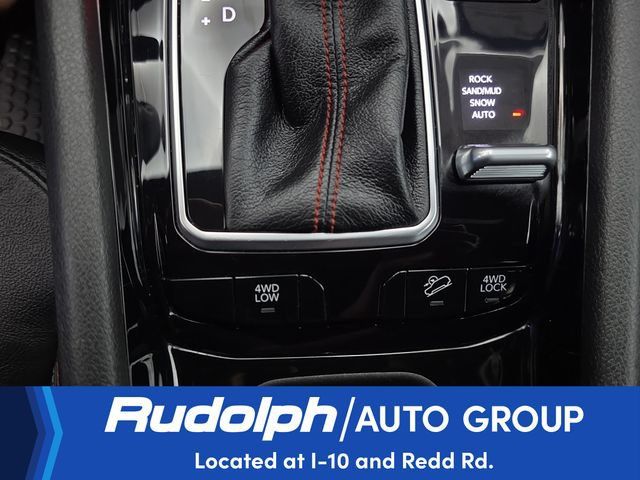 Used 2025 Jeep Compass Trailhawk AWD/4WD image 26