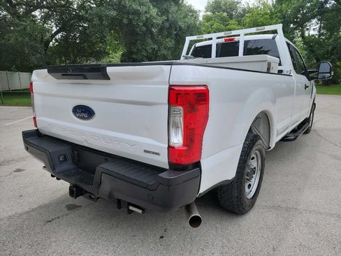Used 2019 Ford F250 XL w/ Power Equipment Group RWD image 9