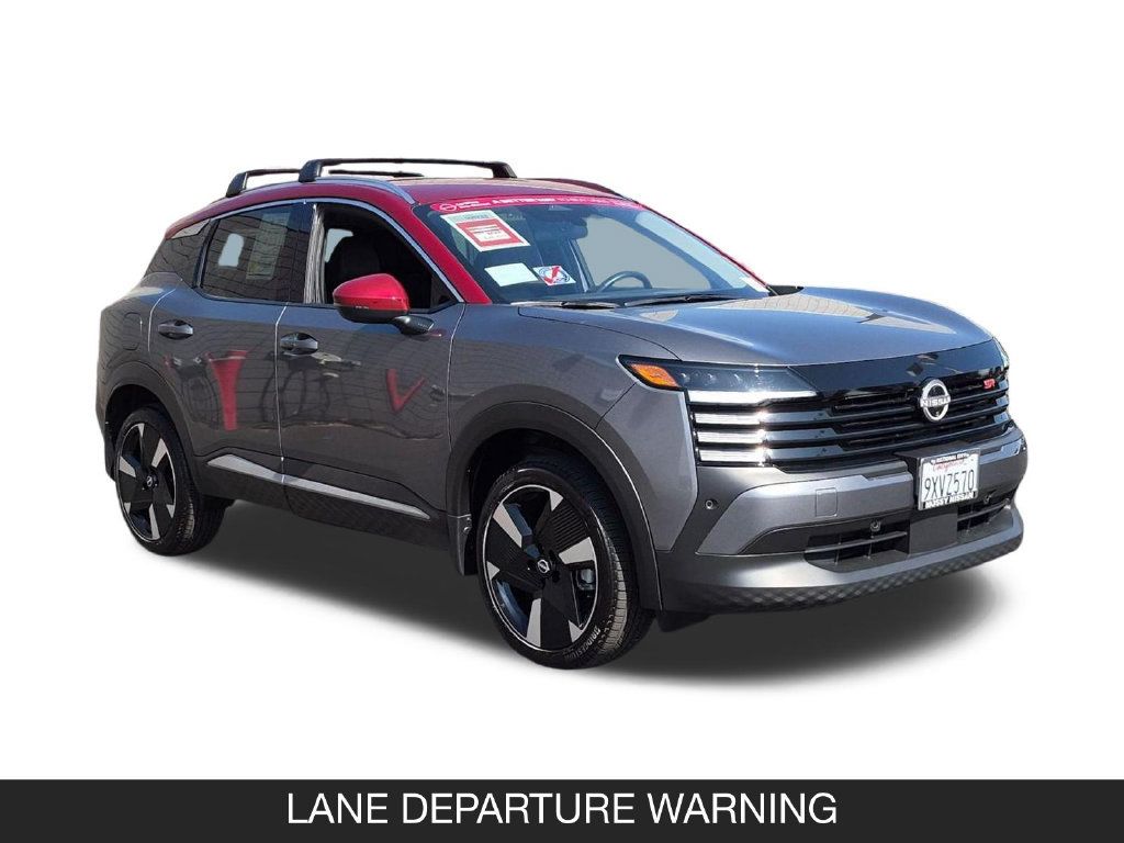 Certified 2026 Nissan Kicks SR FWD image 2