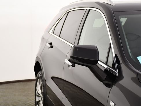 Used 2025 Cadillac XT4 Premium Luxury AWD/4WD image 14