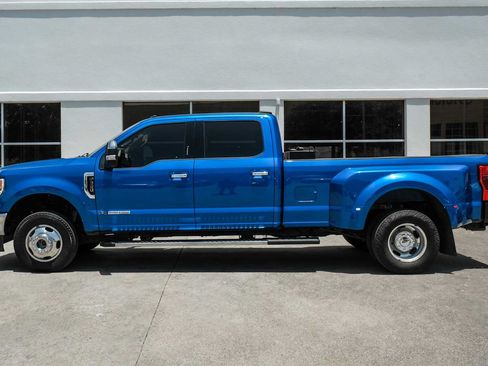 Used 2020 Ford F350 Lariat w/ Chrome Package AWD/4WD image 11
