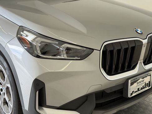 Used 2023 BMW X1 xDrive28i w/ Convenience Package AWD/4WD image 12