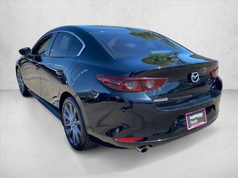 Used 2019 MAZDA MAZDA3 Sedan FWD image 8