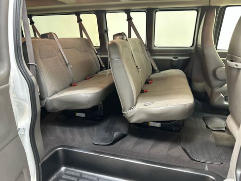 Used 2025 Chevrolet Express 3500 LS image 14
