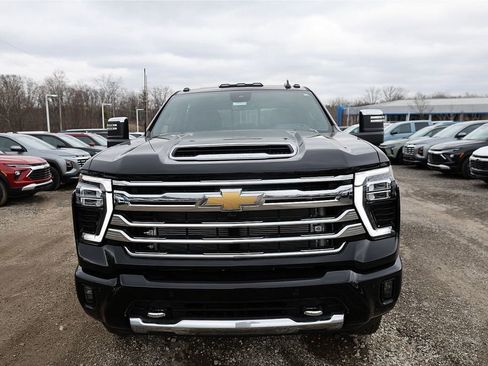 New 2026 Chevrolet Silverado 3500 High Country w/ Technology Package image 9