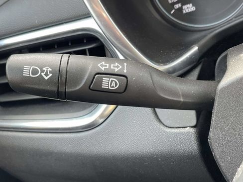 Used 2022 Chevrolet Equinox LT AWD/4WD image 28