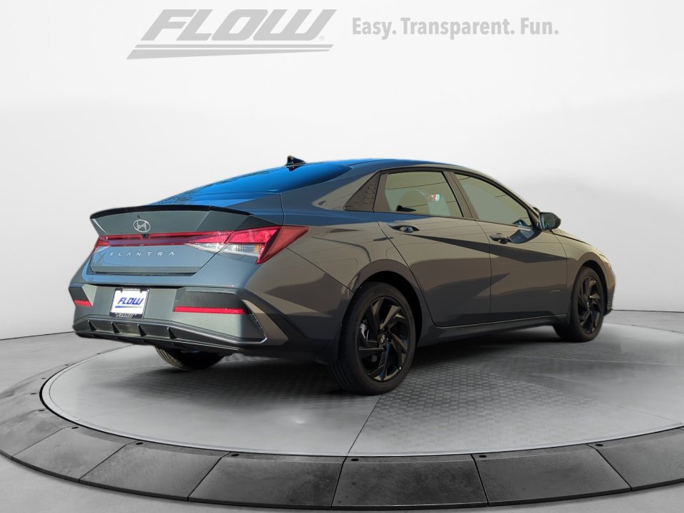 Certified 2026 Hyundai Elantra Sport FWD image 9