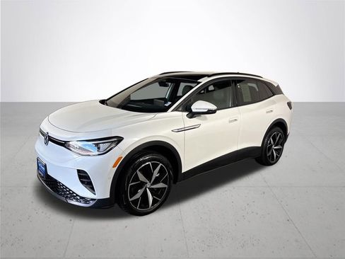 Used 2023 Volkswagen ID.4 Pro S image 2