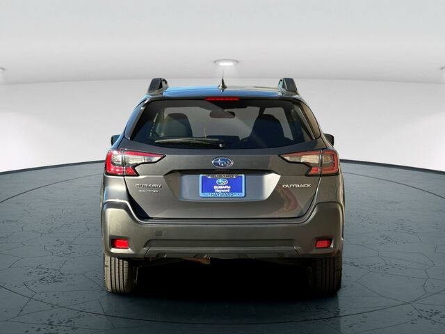 Used 2024 Subaru Outback Premium AWD/4WD image 5