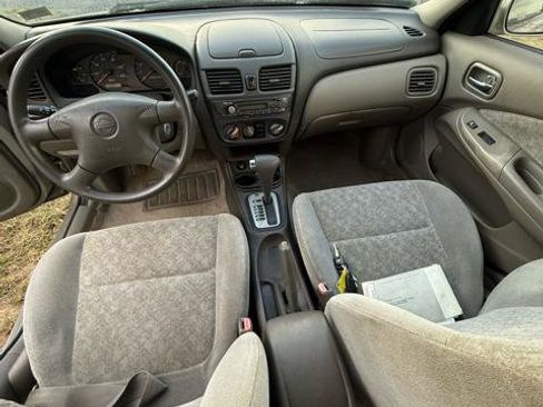 Used 2002 Nissan Sentra GXE image 12