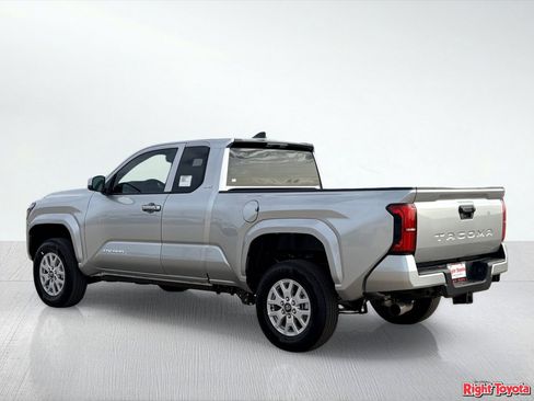 New 2026 Toyota Tacoma SR5 RWD image 4