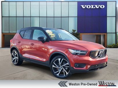 Used 2022 Volvo XC40 T4 R-Design w/ Protection Package