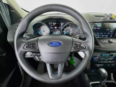 Used 2017 Ford Escape SE w/ Equipment Group 201A image 11
