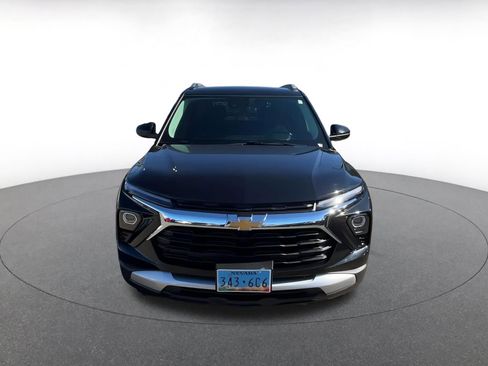 Used 2025 Chevrolet TrailBlazer LT image 4