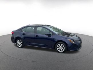 Used 2025 Toyota Corolla LE FWD video 2