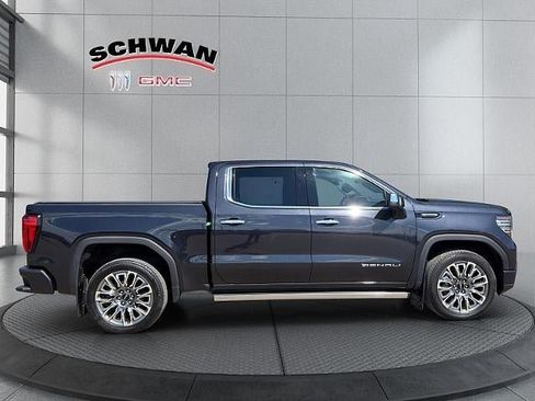 Used 2025 GMC Sierra 1500 Denali Ultimate AWD/4WD image 3