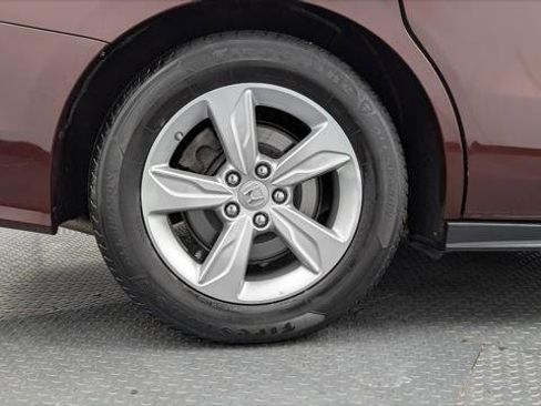 Used 2019 Honda Odyssey EX image 31