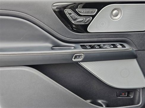 New 2025 Lincoln Aviator Reserve w/ Equipment Group 201A image 22
